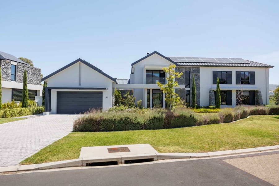 To Let 5 Bedroom Property for Rent in Val De Vie Estate Western Cape